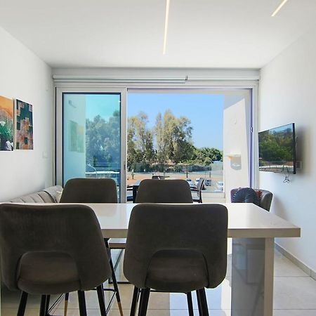 Phaedrus Living - Seaside Executive Flat Harbour 203 Apartment Paphos Ngoại thất bức ảnh