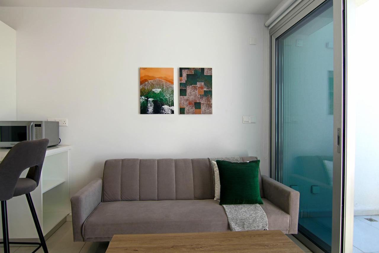 Phaedrus Living - Seaside Executive Flat Harbour 203 Apartment Paphos Ngoại thất bức ảnh