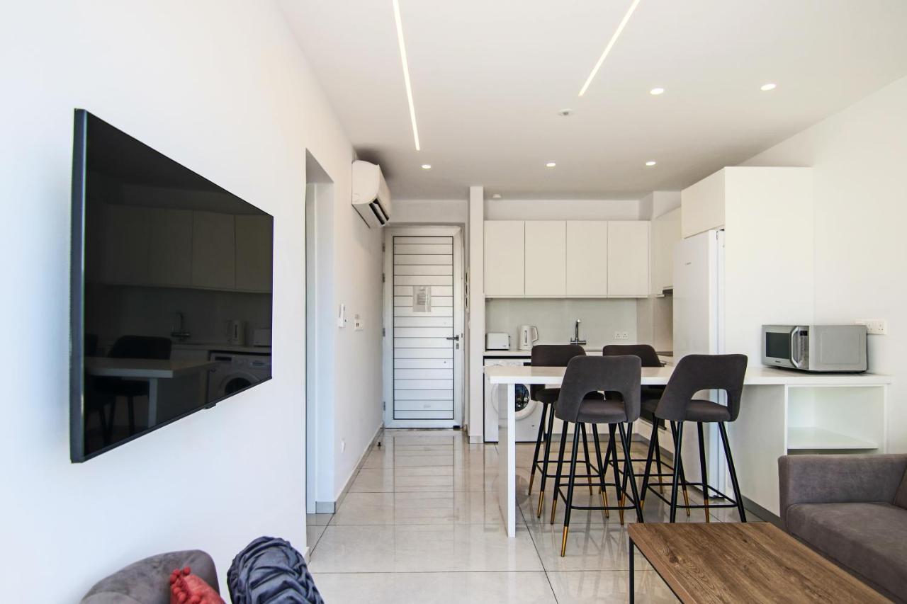 Phaedrus Living - Seaside Executive Flat Harbour 203 Apartment Paphos Ngoại thất bức ảnh